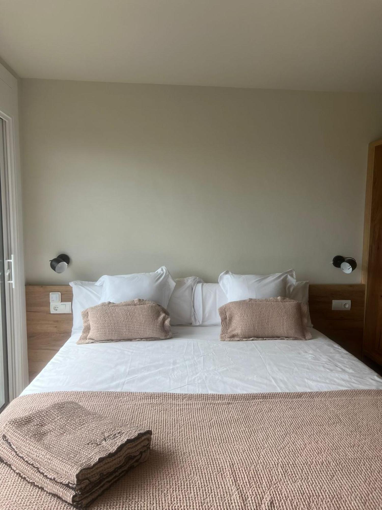 Apartament Suites Vista Mar Sa Tuna 베구르 외부 사진